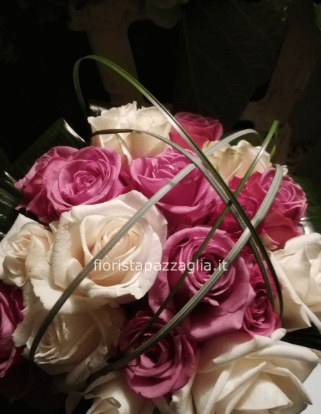 Rose colore rosa da comporre in mazzo per numero di steli.