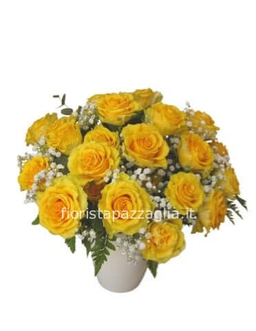 bouquet sul giallo su fiori disponibili al momento